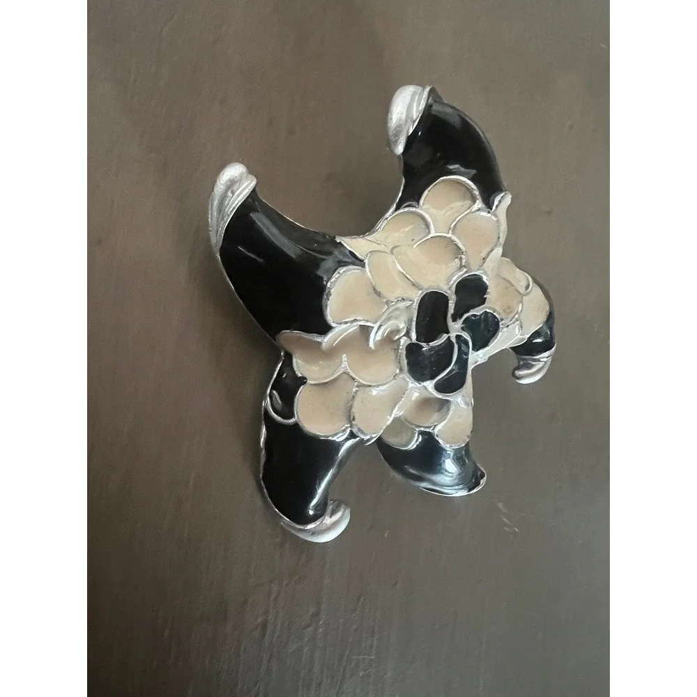Vintage‎ Brooch Sea Star Black White Enamel Starfish Coastal Statement Pin Beach